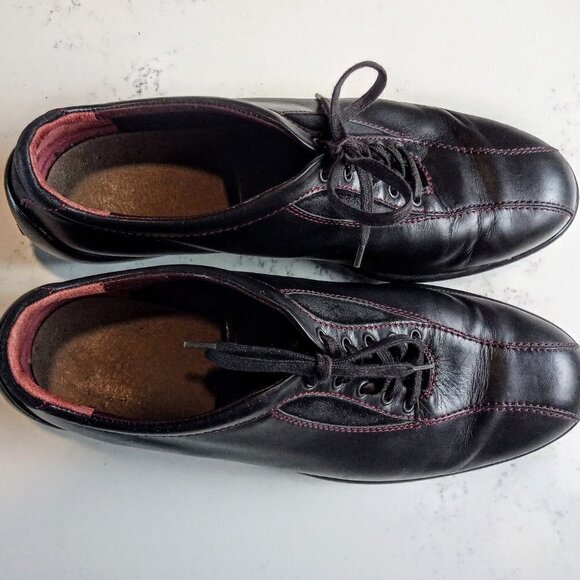 Tod's Black Leather Lace-Up Driving Shoes 9.5 - Picture 5 of 7